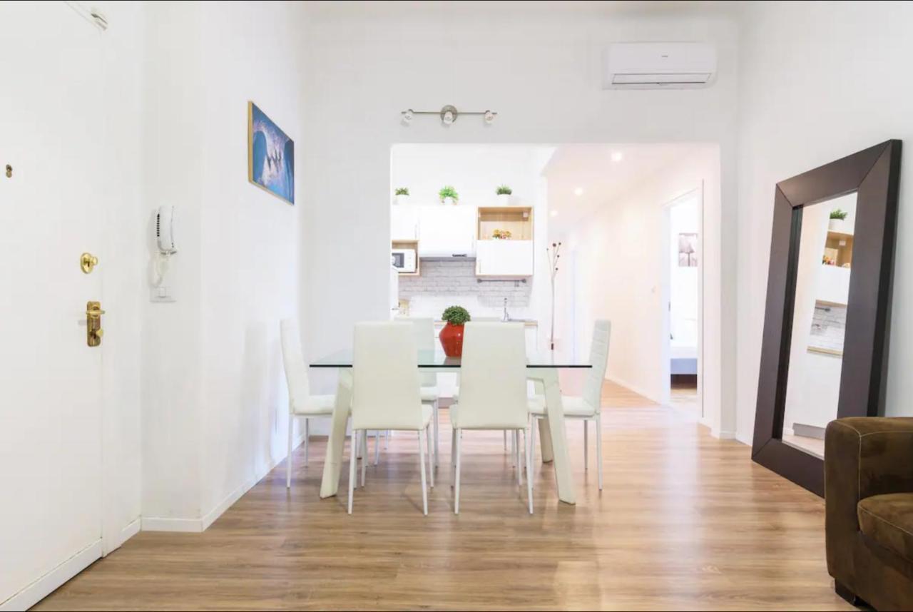 Luxury 4 Bedrooms Apartments Close To Duomo ميلان المظهر الخارجي الصورة