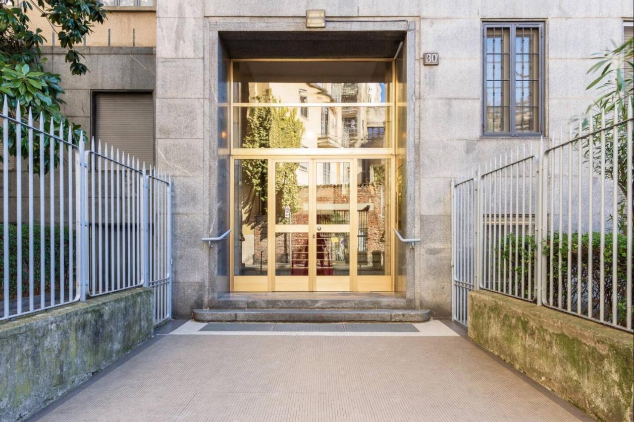 Luxury 4 Bedrooms Apartments Close To Duomo ميلان المظهر الخارجي الصورة