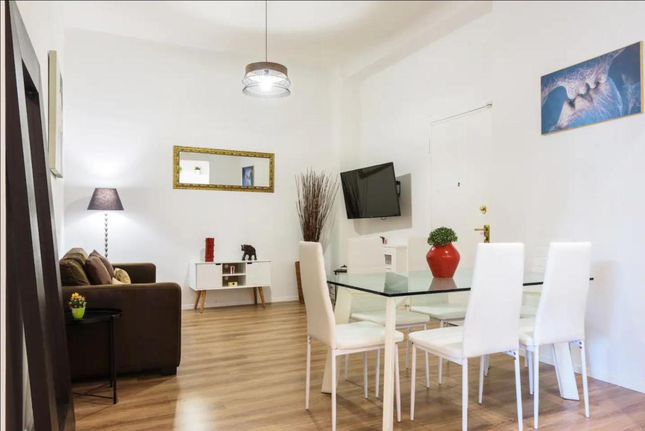 Luxury 4 Bedrooms Apartments Close To Duomo ميلان المظهر الخارجي الصورة