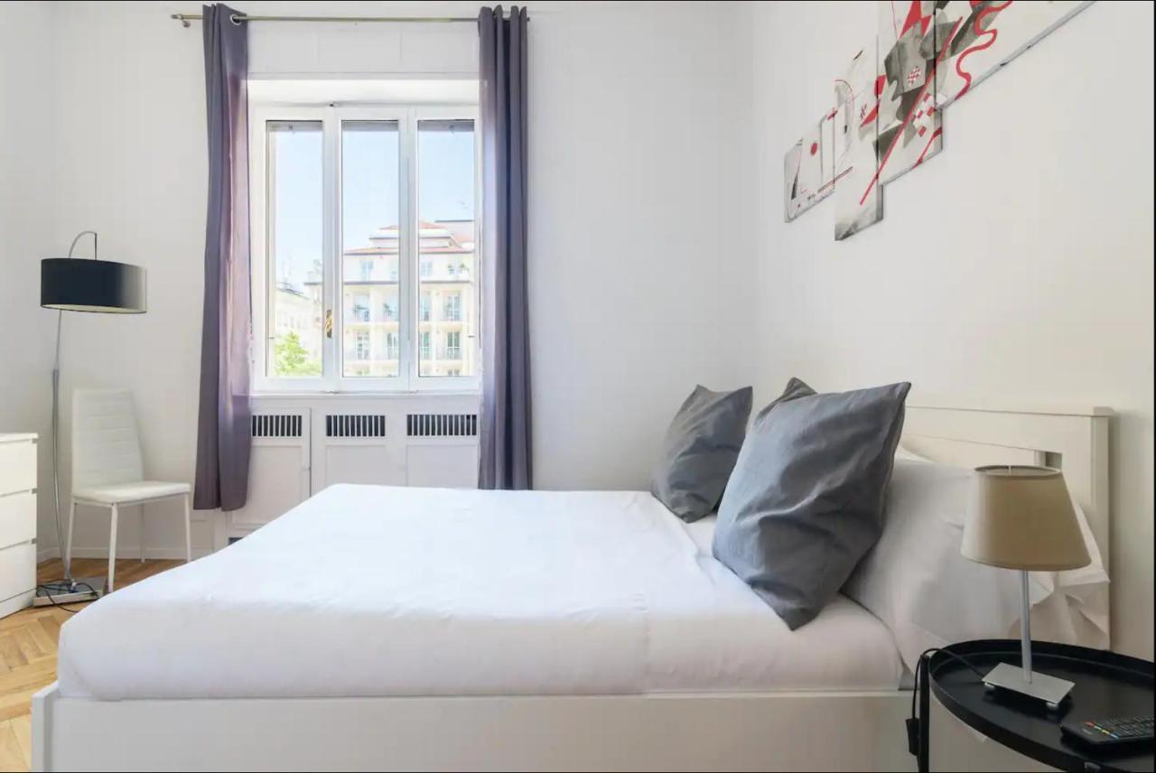 Luxury 4 Bedrooms Apartments Close To Duomo ميلان المظهر الخارجي الصورة