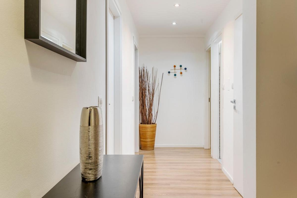 Luxury 4 Bedrooms Apartments Close To Duomo ميلان المظهر الخارجي الصورة