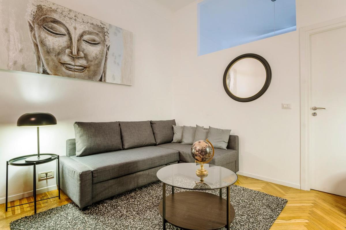 Luxury 4 Bedrooms Apartments Close To Duomo ميلان المظهر الخارجي الصورة