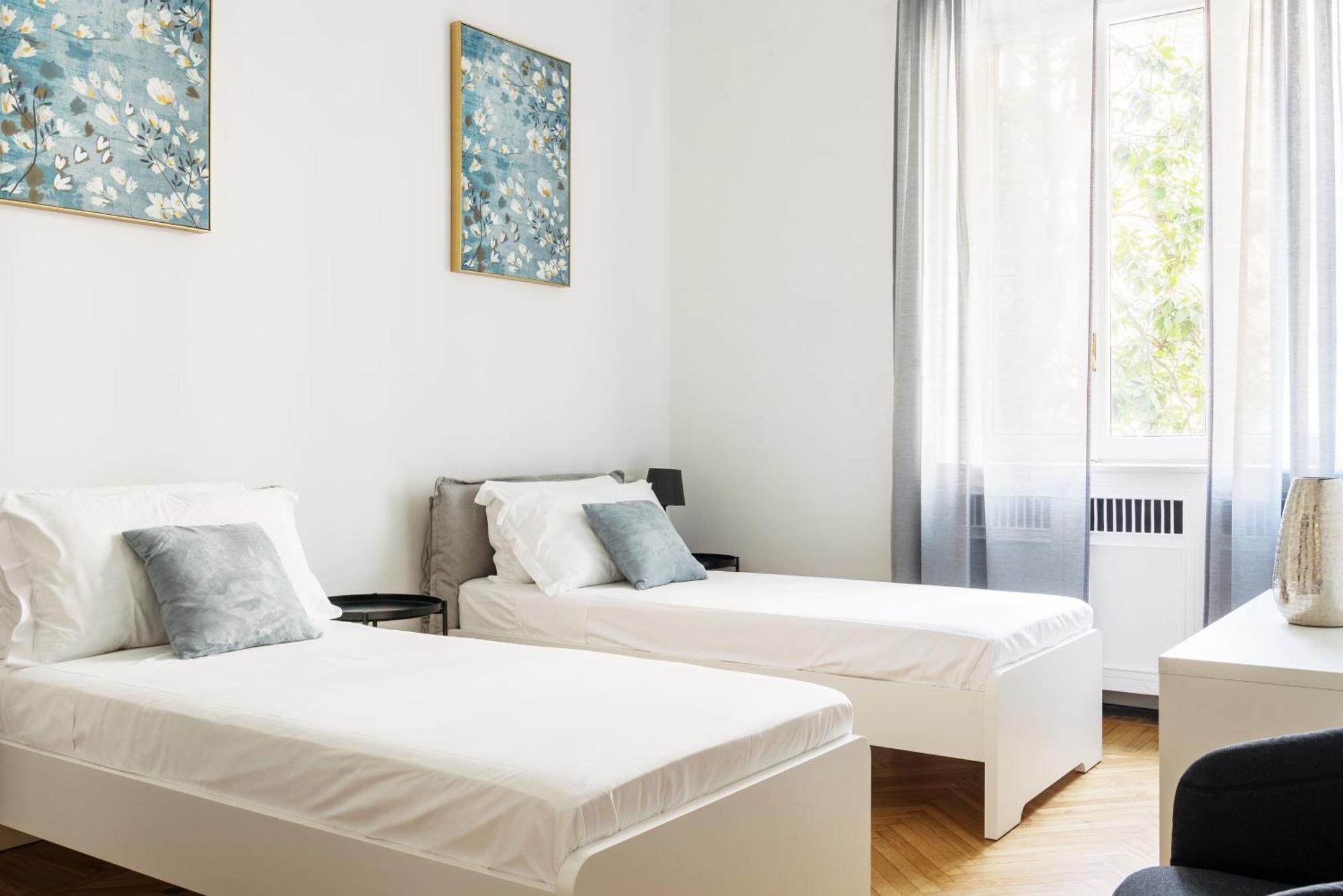 Luxury 4 Bedrooms Apartments Close To Duomo ميلان المظهر الخارجي الصورة