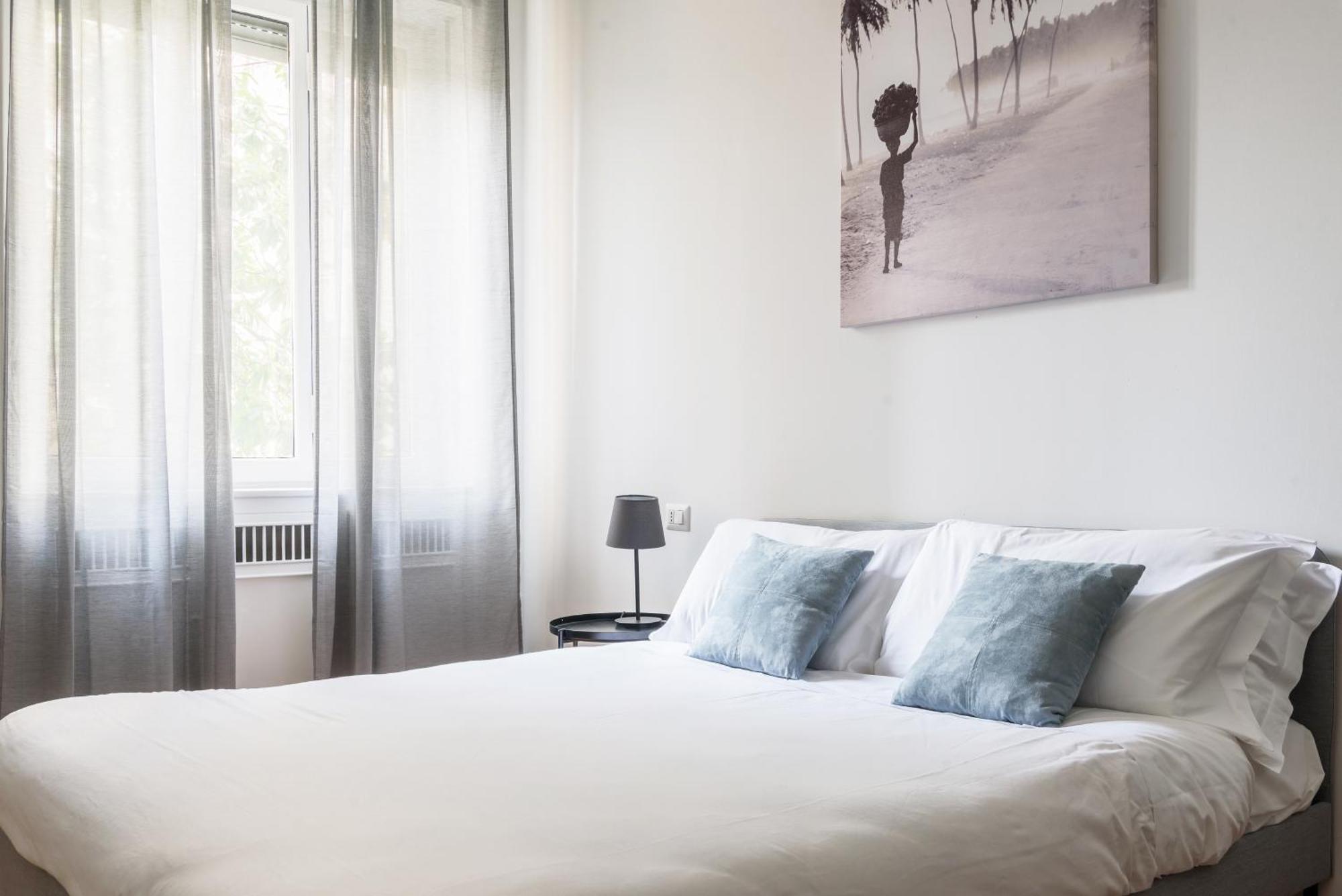 Luxury 4 Bedrooms Apartments Close To Duomo ميلان المظهر الخارجي الصورة